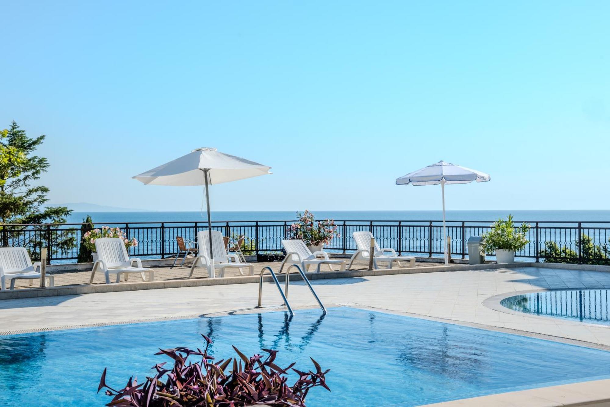 Apolon Complex 3* Sozopol